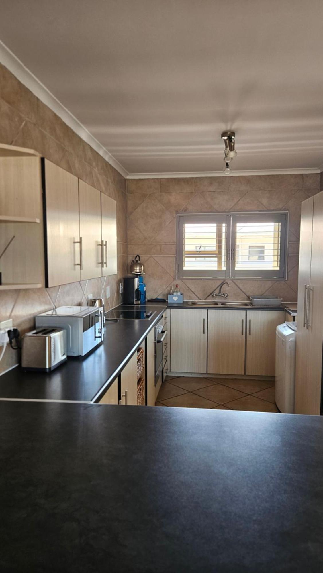 Madriko 36 Cozy Self Catering 2 Bedroom Apartment Langebaan Bagian luar foto