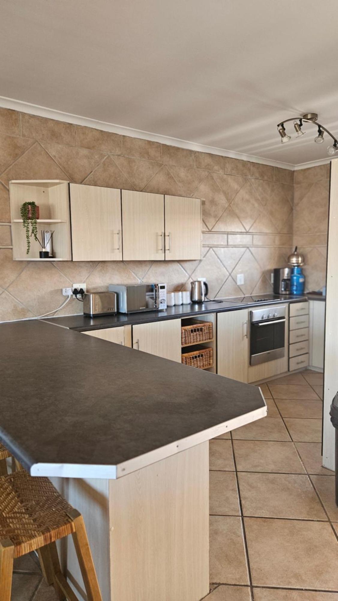 Madriko 36 Cozy Self Catering 2 Bedroom Apartment Langebaan Bagian luar foto